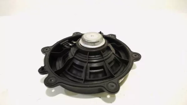 Lautsprecher BOSE Panamera (970) Liftback 3.6 V6 24V (M46.20) 2010 (7PP035710B, 3133600010, 7PP035454E, 7PP035710B, 97055255300, 97055255400)