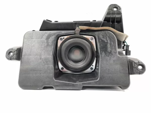 Subwoofer BOSE Ampera Hatchback 1.4 16V (A14XFL(Euro 5)) 2012 (20833039)