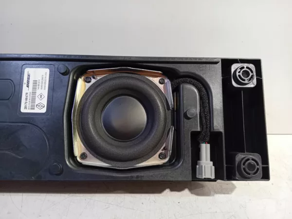 Subwoofer BOSE Megane IV (RFBB) Hatchback 5-drs 1.8 TCe 16V RS 280 (M5P-404(M5P-P4)) 2019 (281706647R, 281706647R)