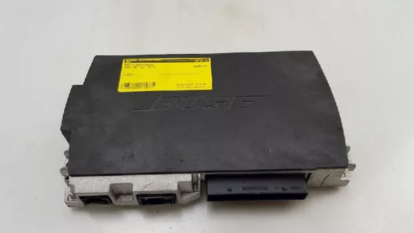 Audio Verstärker Bose A6 (C7) Sedan 3.0 TDI V6 24V (CLAB) 2012 (4G0035223C, 4G0035223A)