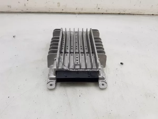 Audio Verstärker BOSE GT (937) Coupé 2.0 JTS 16V (932.A.2000) 2006 (606993570, 284363001, 60699357)