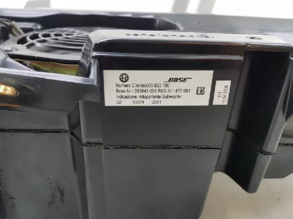 Subwoofer BOSE GT (937) Coupé 2.0 JTS 16V (932.A.2000) 2006 (606833180, 60683318)