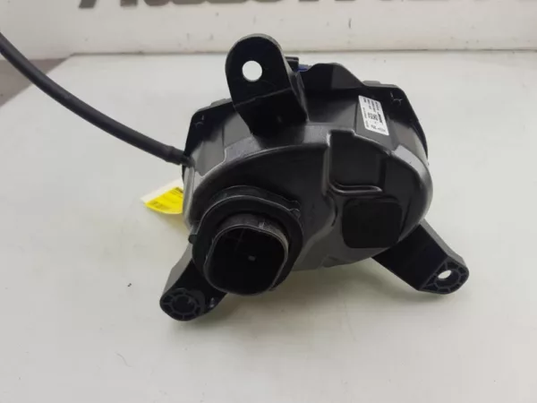 Subwoofer BOSE Captur II (RJB) SUV 1.3 TCE 130 16V (H5H-470(H5H-B4)) 2020 (281701012R)
