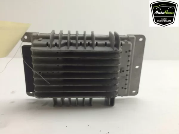 Audio Verstärker Bose A3 (8P1) Hatchback 3-drs 2.0 16V FSI (AXW) 2004 (8P4035223D, 8P3035223A) – Bild 3