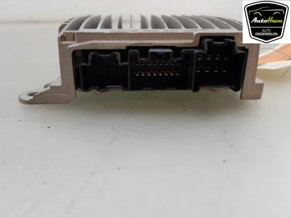 Audio Verstärker BOSE Megane III Grandtour (KZ) Combi 5-drs 1.5 dCi 110 (K9K-636(K9K-A6)) 2012 (280639878R) 44197679 – Bild 4