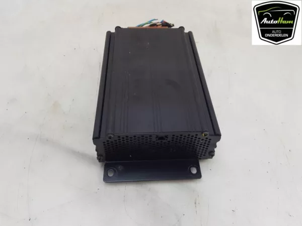 Audio Verstärker BOSE TT Roadster (8N9) Cabrio 1.8 20V Turbo Quattro (BAM) 2002 (8N7035223) – Bild 4