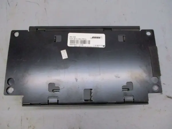 Lautsprechersystem AUDI A6 AVANT 4B5 3.0 162 KW – Bild 3