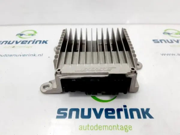 Audio Verstärker BOSE Megane III Grandtour (KZ) Combi 1.5 dCi 110 (K9K-J836) 2012 (280639878R) 31756225 – Bild 2