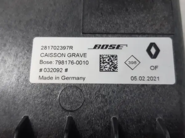 Subwoofer BOSE Arkana (RJLL) SUV 1.6 E-Tech 145 16V (H4M-632(H4M-C6)) 2021 (281702397R, 7981760010) – Bild 4