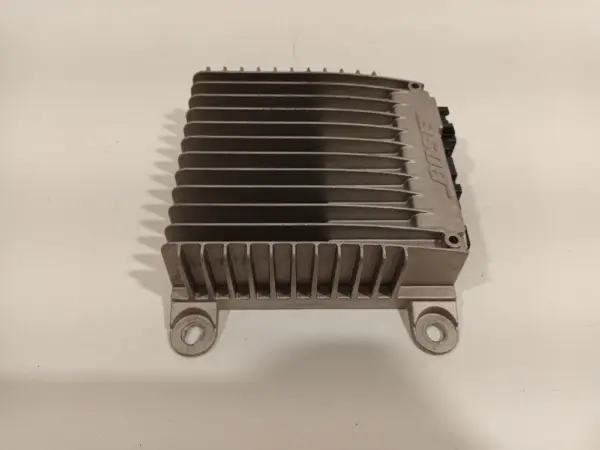 Audio Verstärker BOSE Megane III Grandtour (KZ) Combi 5-drs 1.5 dCi 110 (K9K-636(K9K-A6)) 2012 (280639878R, 280639878R) – Bild 4