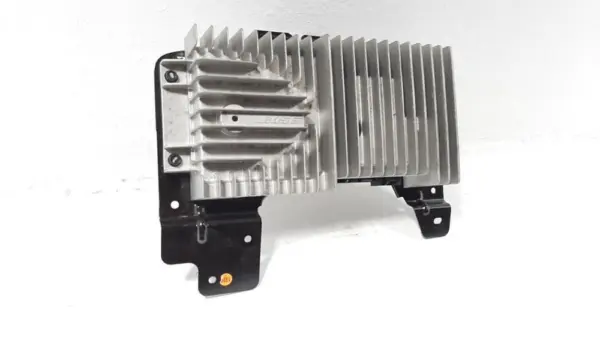 Audio Verstärker BOSE CX-7 SUV 2.3 MZR DISI Turbo 16V (L3K4) 2007 (EG2366920A, K0060) – Bild 2