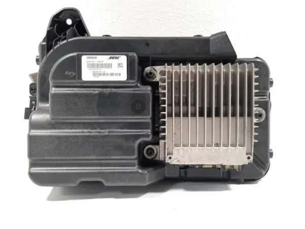 Subwoofer BOSE Ampera Hatchback 1.4 16V (A14XFL(Euro 5)) 2012 (20833039) – Bild 4