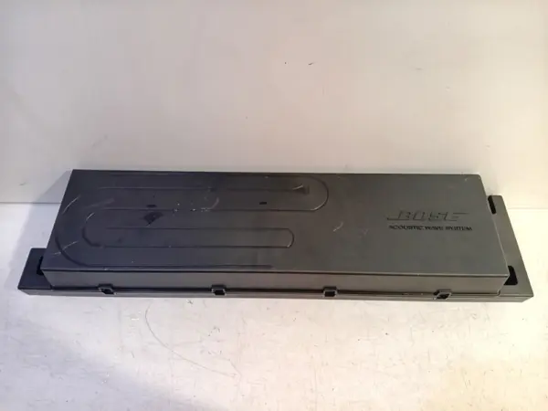 Subwoofer BOSE Megane IV (RFBB) Hatchback 5-drs 1.8 TCe 16V RS 280 (M5P-404(M5P-P4)) 2019 (281706647R, 281706647R) – Bild 5