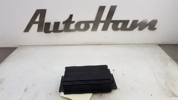 Audio Verstärker BOSE TT (8N3) Coupé 1.8 T 20V Quattro (BAM) 2001 (8N8035223) – Bild 2