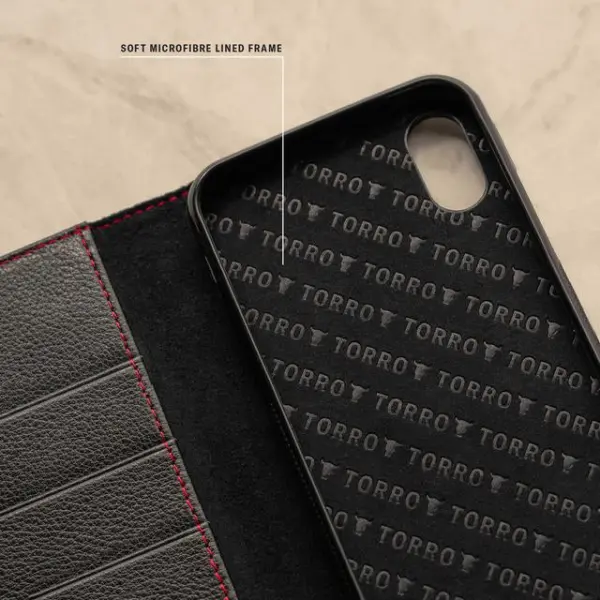 iPhone XR Leder-Wallet-Hülle (mit Standfunktion) - Schwarz mit Rotem Detail – Bild 3