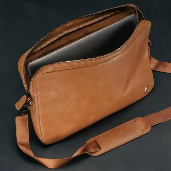 Leder Laptoptasche (mit verstellbaren Riemen) - Hellbraun – Bild 5