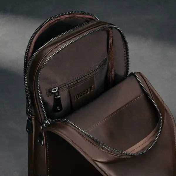 Slingtasche aus Leder - Dunkelbraun – Bild 4