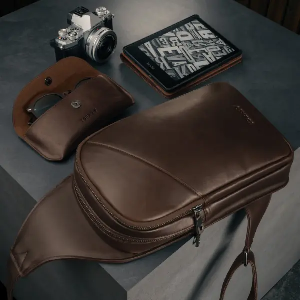 Slingtasche aus Leder - Dunkelbraun – Bild 5