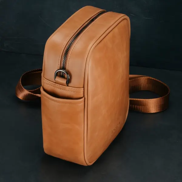 Leder Crossbody Umhängetasche - Hellbraun – Bild 3