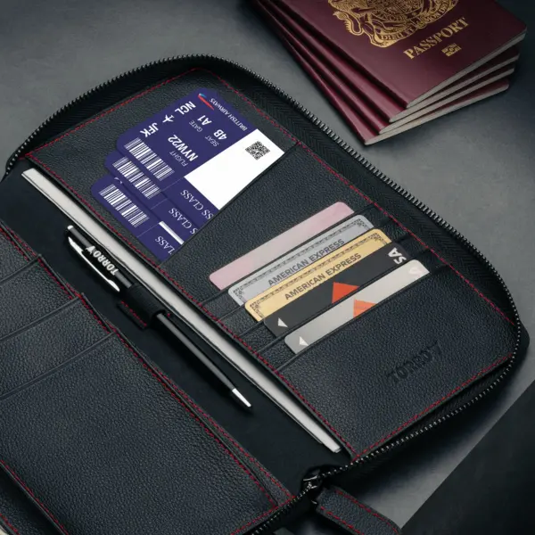 Familien-Reisebrieftasche aus Leder - Schwarz mit Rotem Detail – Bild 3