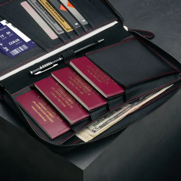 Familien-Reisebrieftasche aus Leder - Schwarz mit Rotem Detail – Bild 4