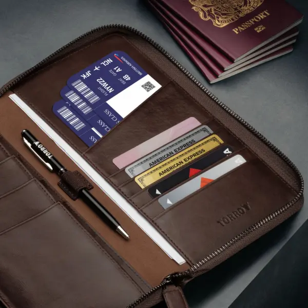 Familien-Reisebrieftasche aus Leder - Dunkelbraun – Bild 3