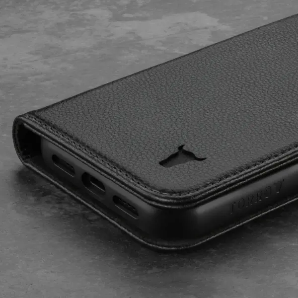 iPhone 12 / iPhone 12 Pro Lederhülle (mit Standfunktion) - Schwarz – Bild 5