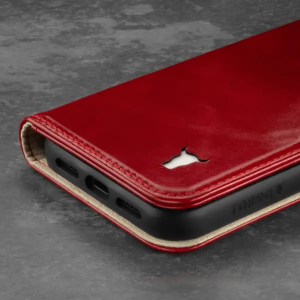 iPhone 12 / iPhone 12 Pro Lederhülle (mit Standfunktion) - Rot – Bild 5