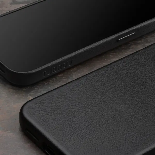 iPhone 15 Pro Leder Bumper Hülle (MagSafe-kompatibel) - Schwarz – Bild 5