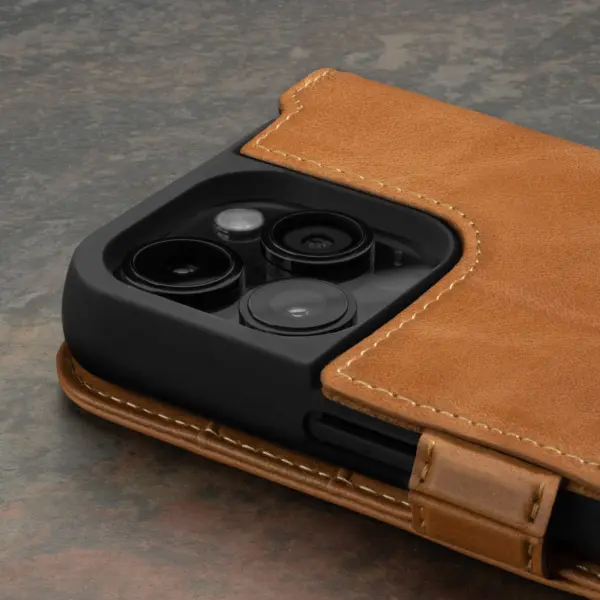 iPhone 15 Pro Lederhülle - Hellbraun – Bild 4