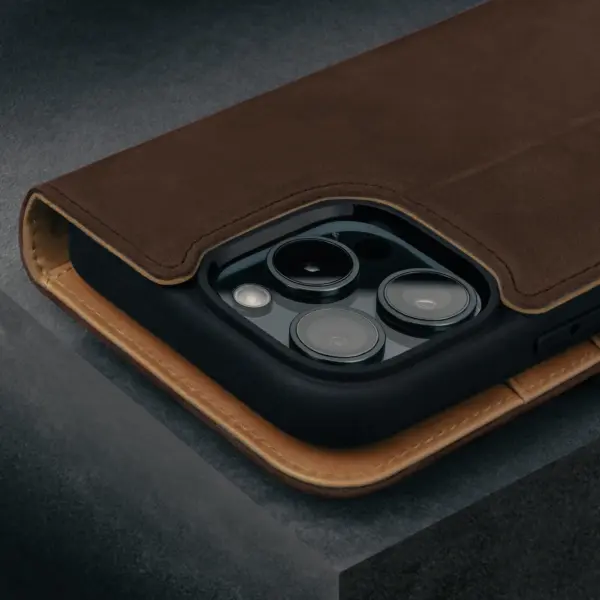 iPhone 16 Pro Max Lederhülle (mit abnehmbarer Hülle und MagSafe-kompatibel) - Nubuck / Dunkelbraun – Bild 4