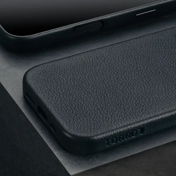 iPhone 16 Pro Leder Bumper Hülle - Schwarz – Bild 5