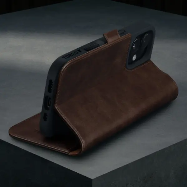 iPhone 16 Lederhülle (mit Standfunktion und MagSafe Laden) - Dunkelbraun – Bild 2