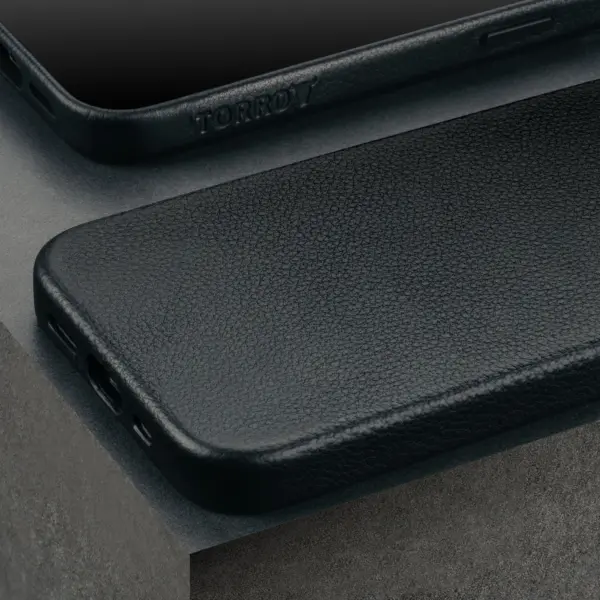 iPhone 16e Leder Bumper Hülle - Schwarz – Bild 5