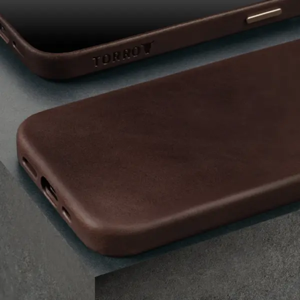 iPhone 16e Leder Bumper Hülle - Dunkelbraun – Bild 5