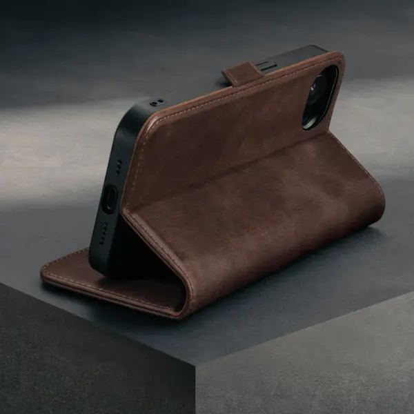 iPhone 16e Lederhülle - Dunkelbraun – Bild 2