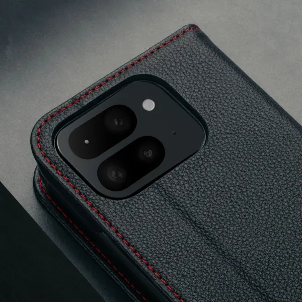 Google Pixel 9 Pro Fold Lederhülle - Schwarz mit Rotem Detail – Bild 4