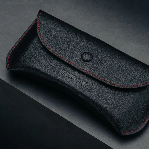 Sonnenbrillen Etui aus Leder - Schwarz mit Rotem Detail – Bild 4